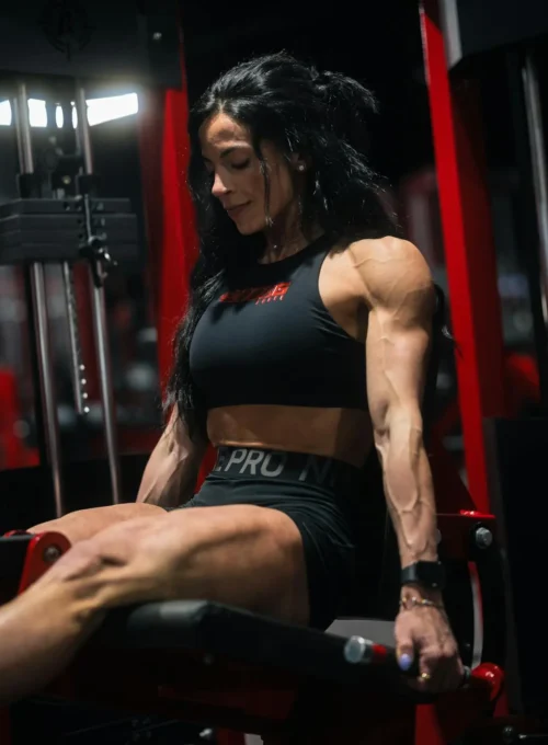 women workout full body